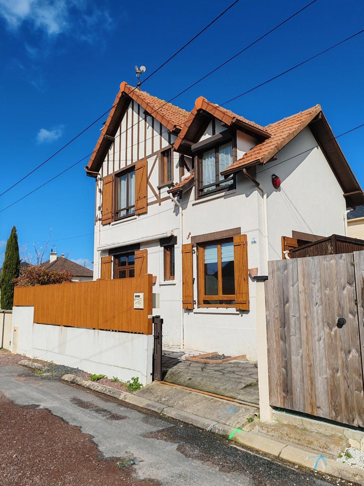 Villa Francette A 500M De La Plage Ouistreham Exterior photo